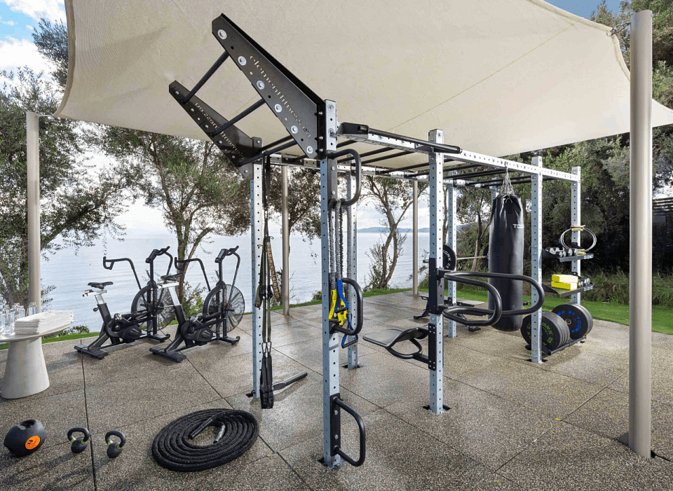 TDOOR FITNESS GYM LEOS